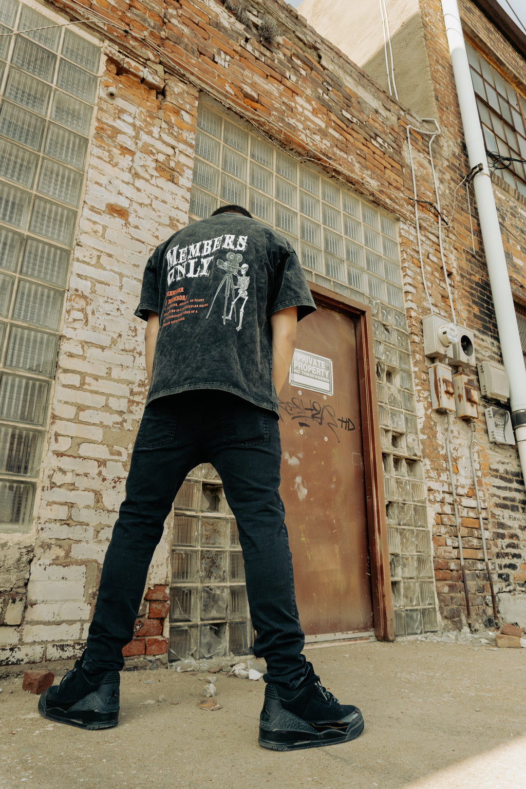 Member's Only Graphic Tee - Snow Washed 250 GSM
